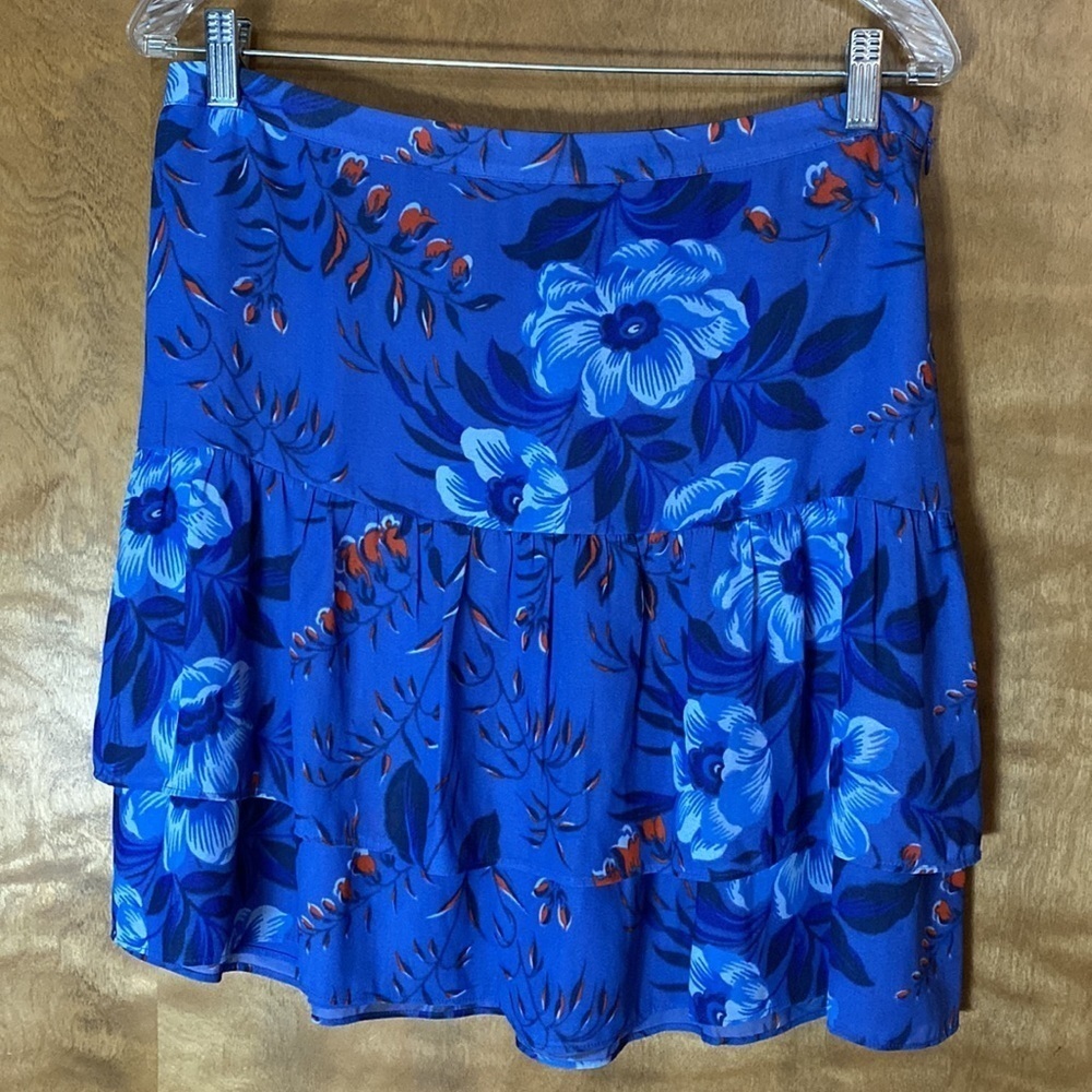 Ann Taylor Loft blue‎ floral ruffle tiered mini skirt